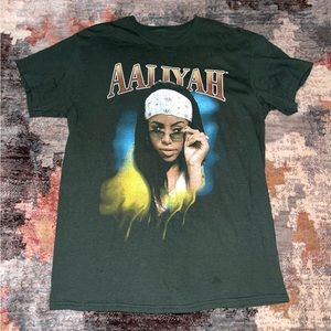 Aaliyah dark forest green graphic concert t shirt